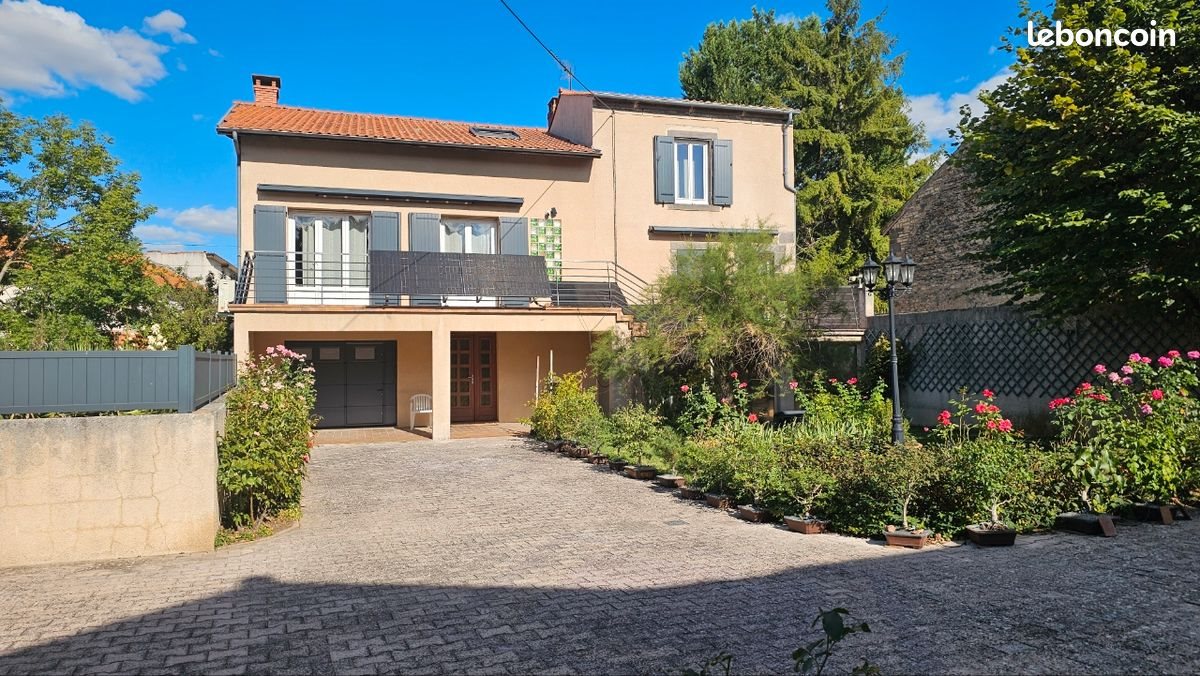 Maison à vendre, 258m², Chambaron sur Morge