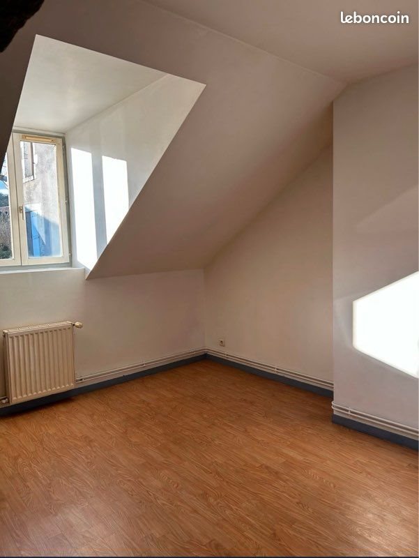 Appartement à louer, 85m², Joigny