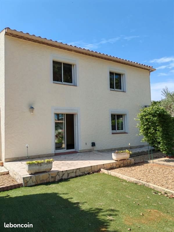 Maison à louer, 84m², Coursan
