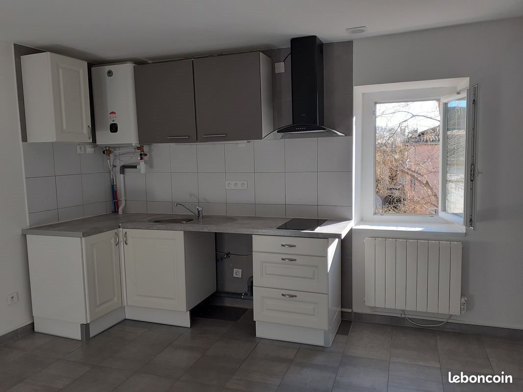 Appartement à louer, 34m², Marguerittes