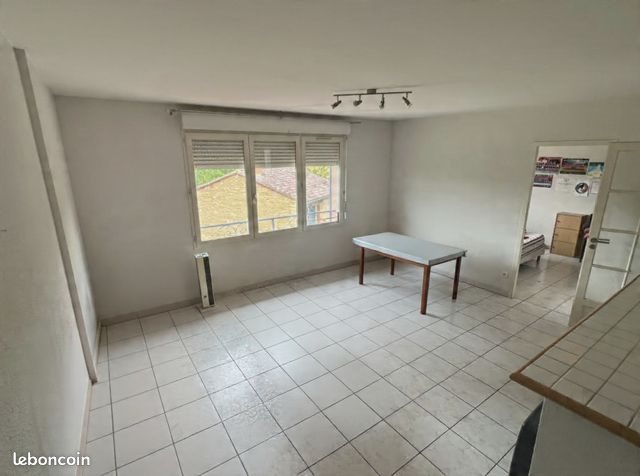 Appartement à louer, 41m², Samatan