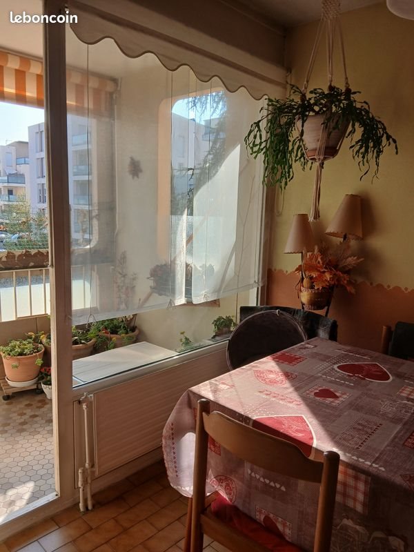 Appartement à vendre, 81m², Décines-Charpieu