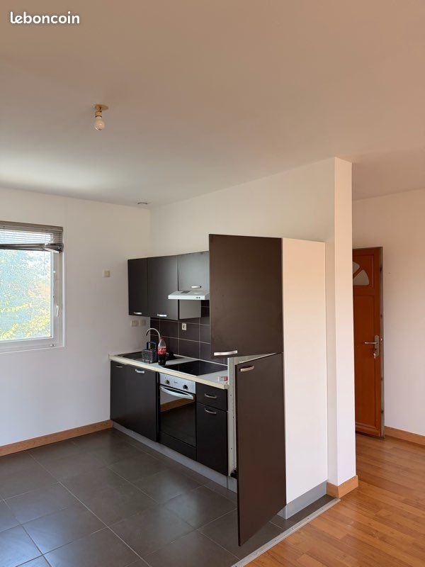 Appartement à louer, 70m², La Châtaigneraie