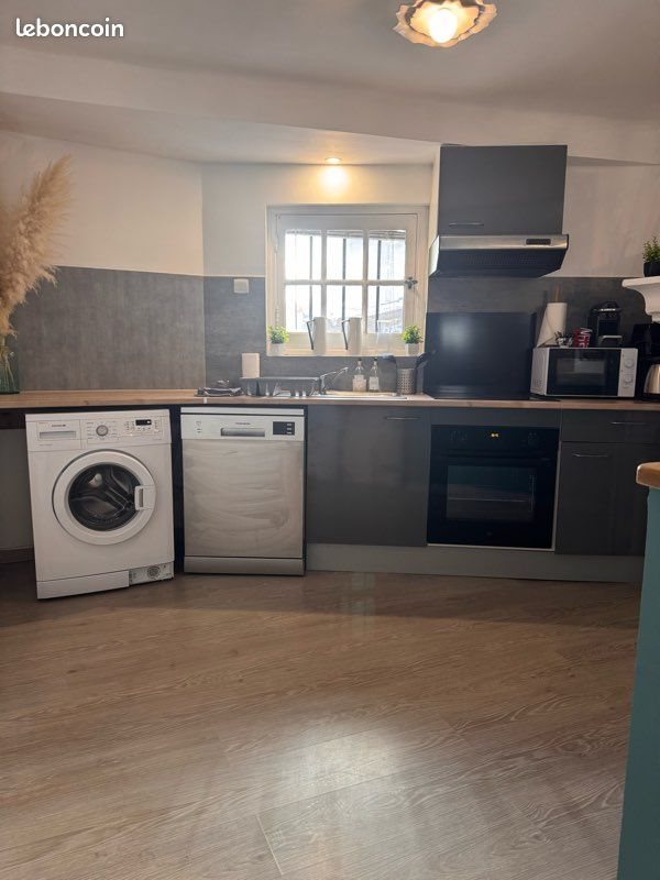 Maison à louer, 60m², Carqueiranne