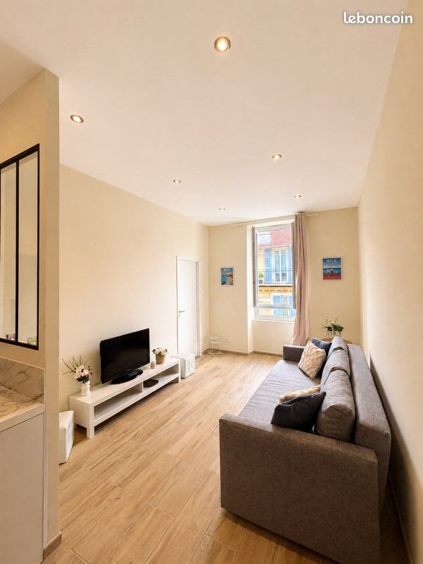 Appartement à louer, 35m², Nice