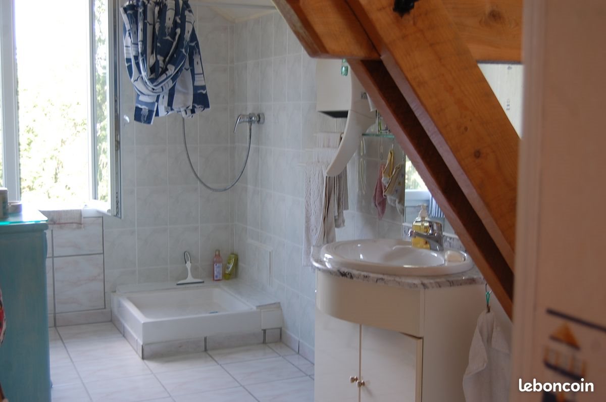 Maison à vendre, 159m², Messeix