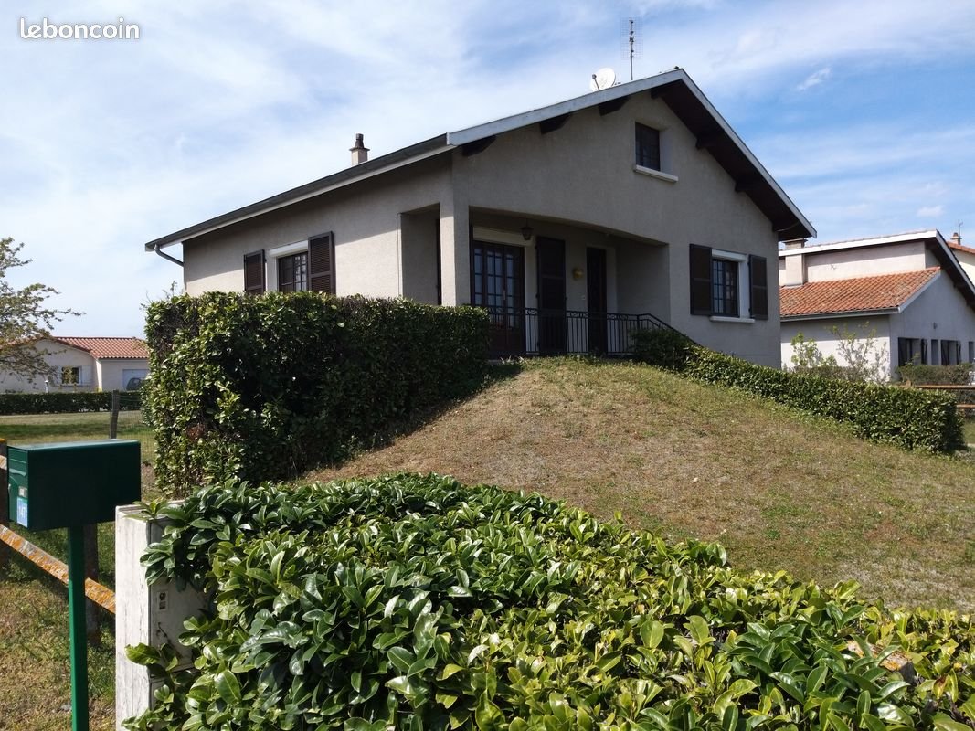 Maison à louer, 81m², Veauchette