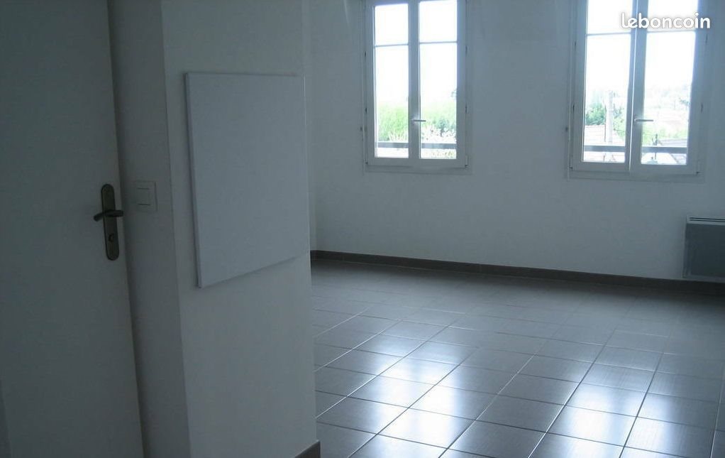 Appartement à louer, 26m², Saint-Genis-Pouilly