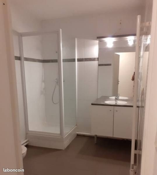 Appartement à louer, 26m², Saint-Genis-Pouilly