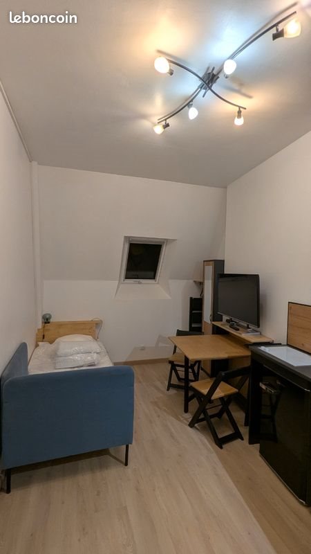Appartement à louer, 12m², Versailles