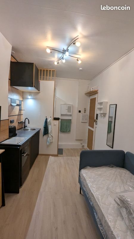 Appartement à louer, 12m², Versailles