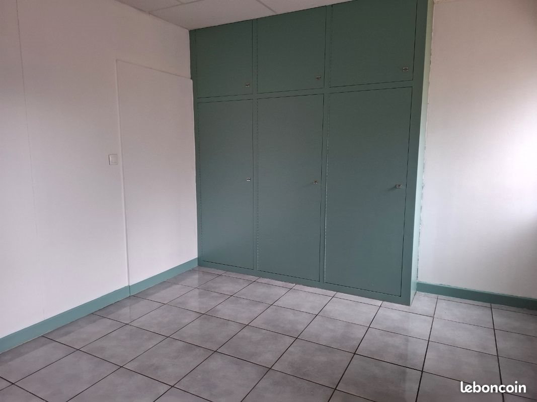 Maison à louer, 53m², Montmarault
