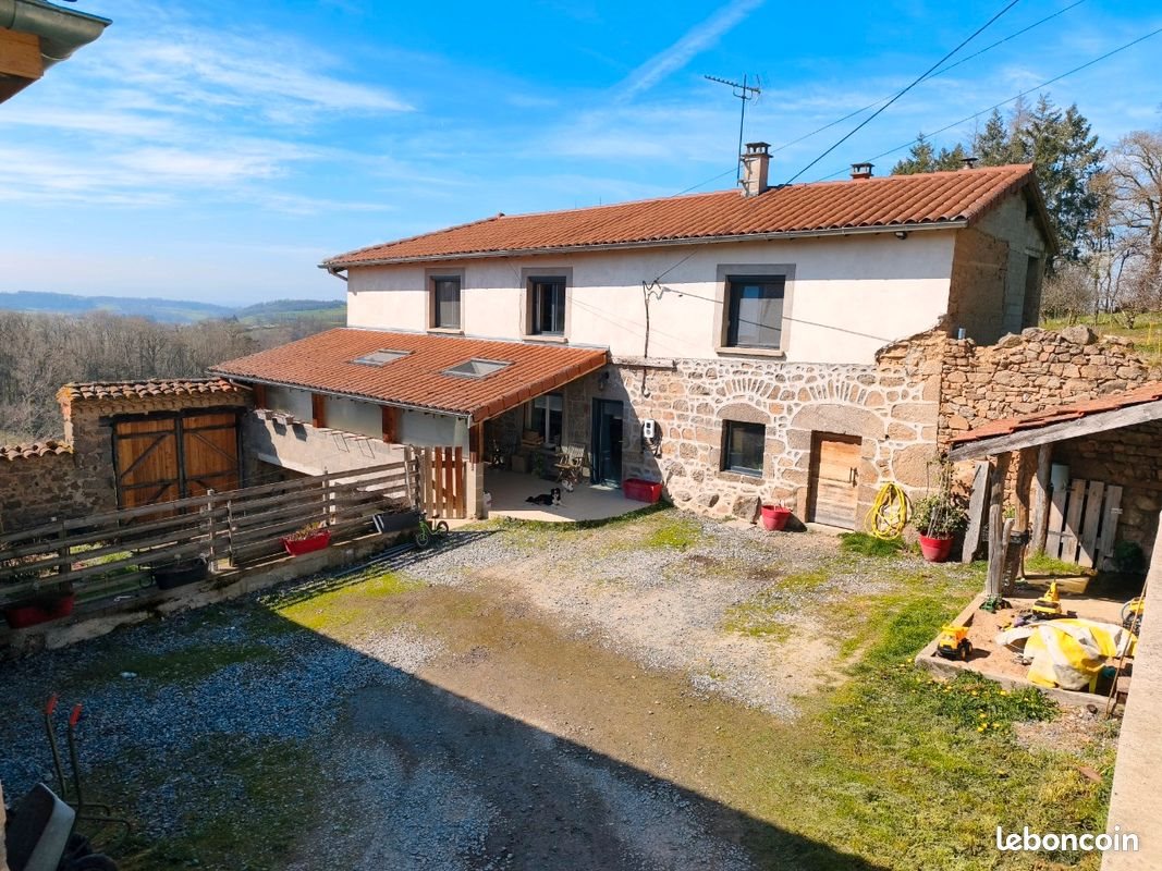 Maison à vendre, 130m², Saint-Martin-Lestra
