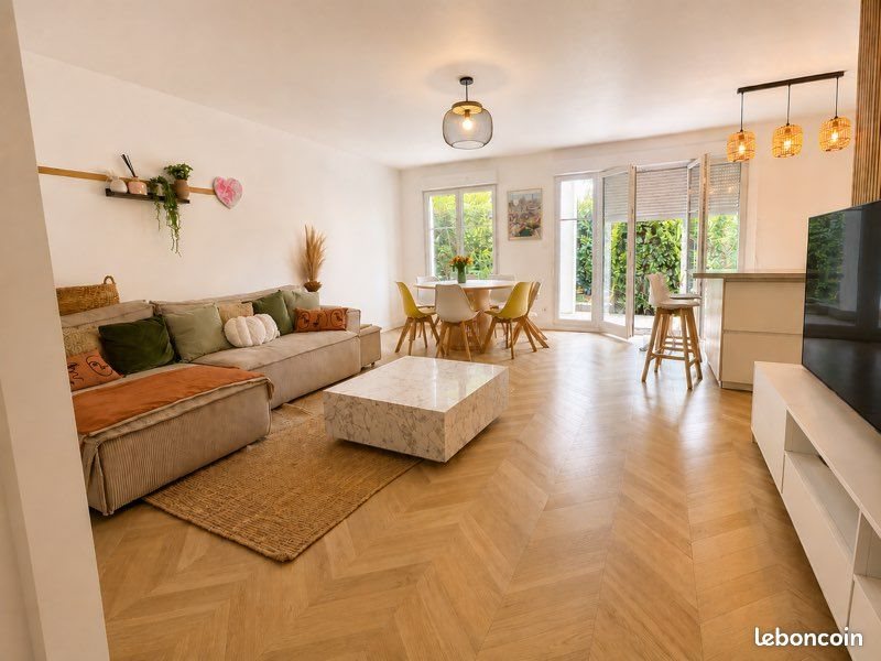 Appartement à louer, 70m², Montévrain