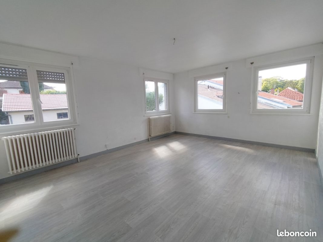 Appartement à louer, 100m², Miserey-Salines