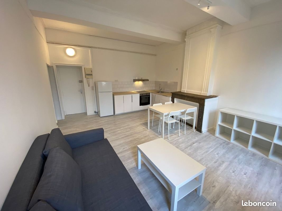 Appartement à louer, 49m², Roquemaure