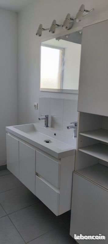 Maison à louer, 95m², Valdivienne