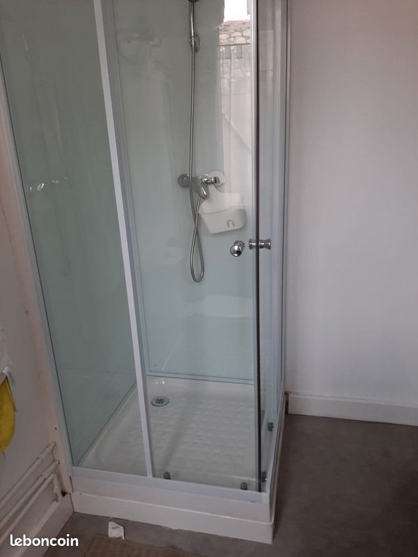 Appartement à louer, 22m², Nîmes