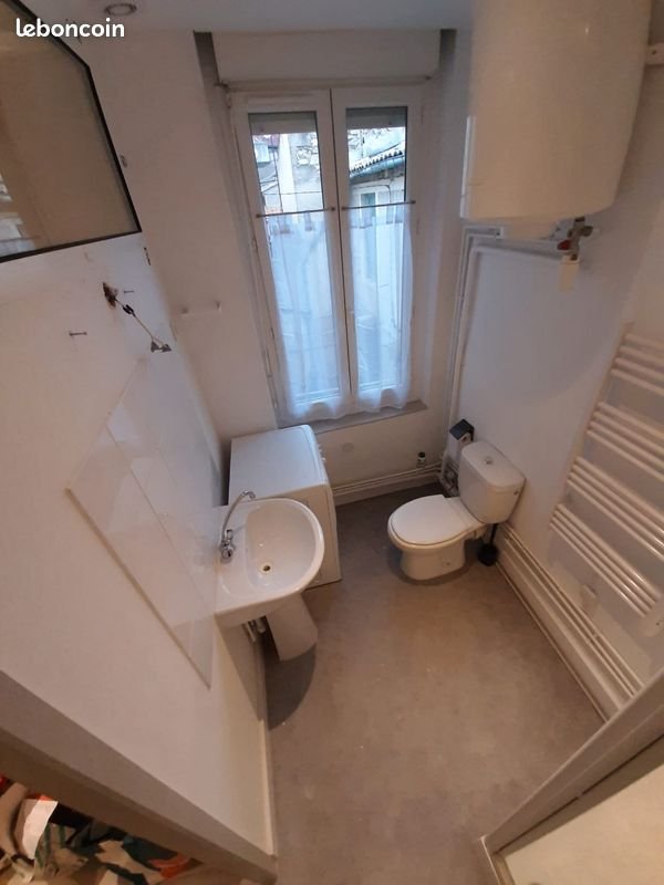 Appartement à louer, 22m², Nîmes