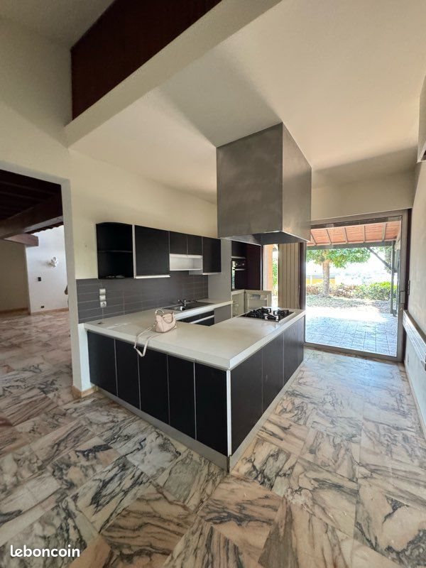 Maison à louer, 140m², Bon-Encontre