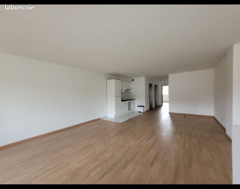 Appartement à louer, 90m², Bambiderstroff