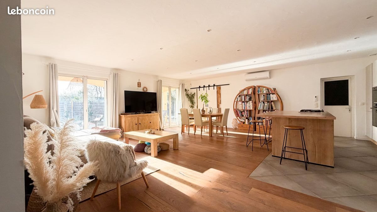 Maison à vendre, 126m², Bagnols-en-Forêt