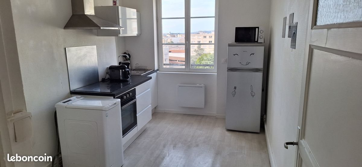 Appartement à louer, 34m², Saint-Étienne