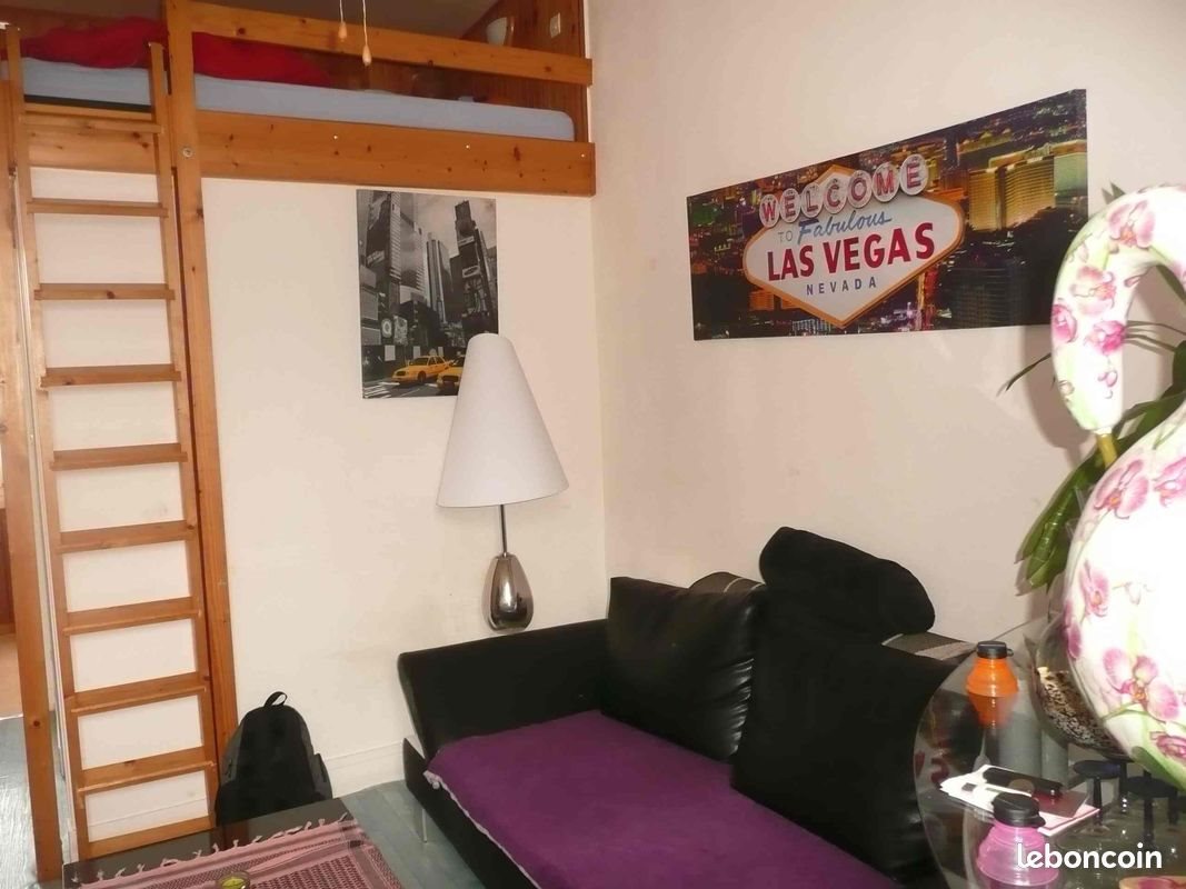 Appartement à louer, 27m², Savigné-l'Evêque