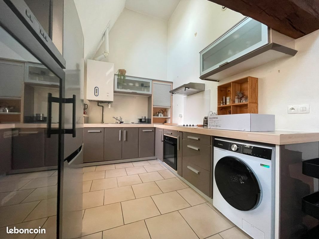 Appartement à louer, 79m², Reims