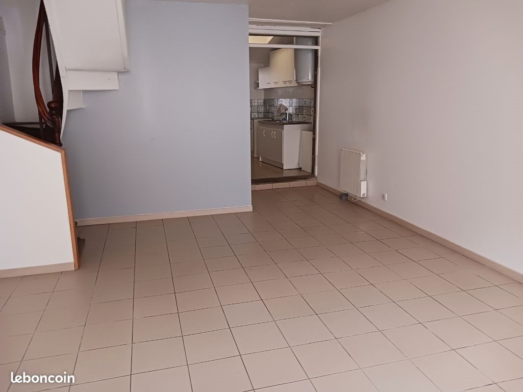 Maison à louer, 5m², Brécey