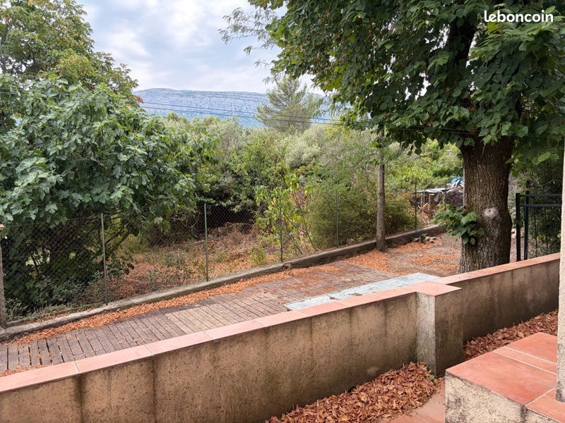Maison à louer, 90m², Nans-les-Pins