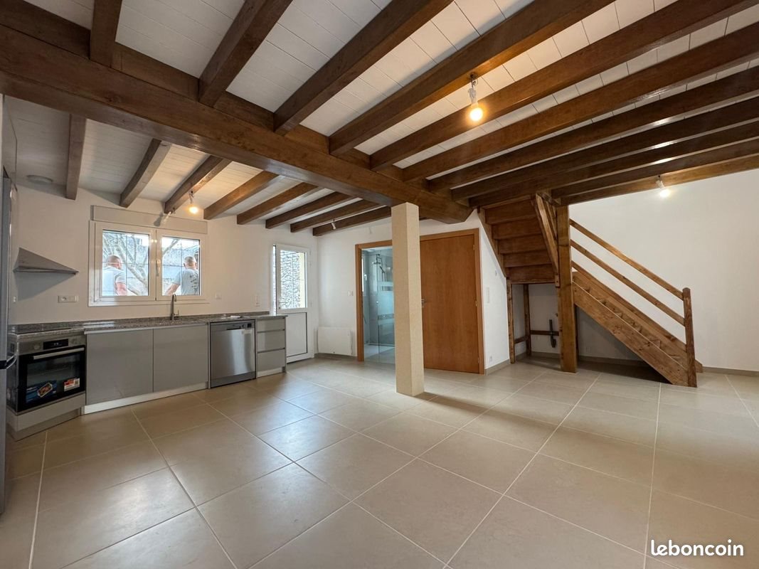 Maison à louer, 43m², Chémeré-le-Roi