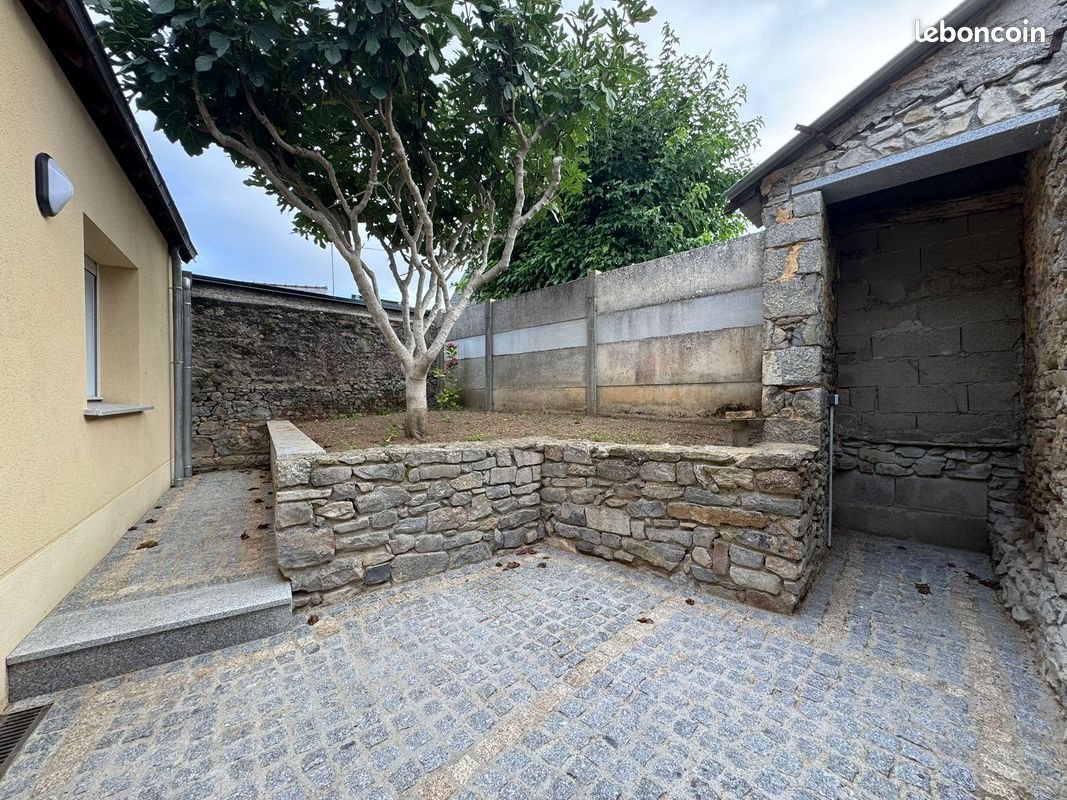 Maison à louer, 43m², Chémeré-le-Roi