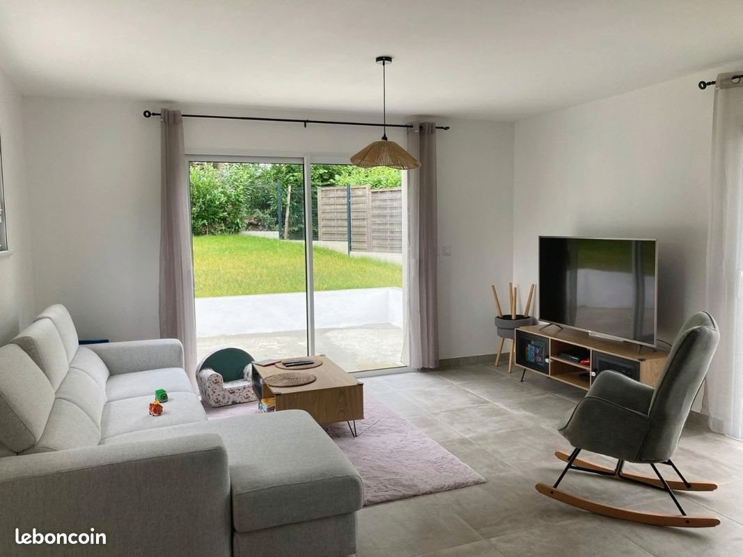 Maison à louer, 90m², Treillières