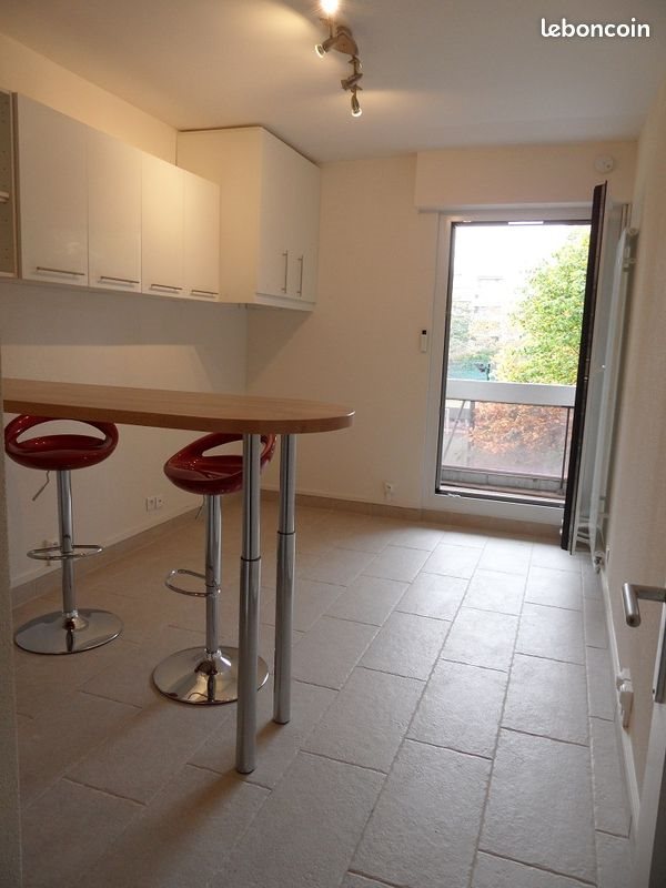 Appartement à louer, 18m², Puteaux