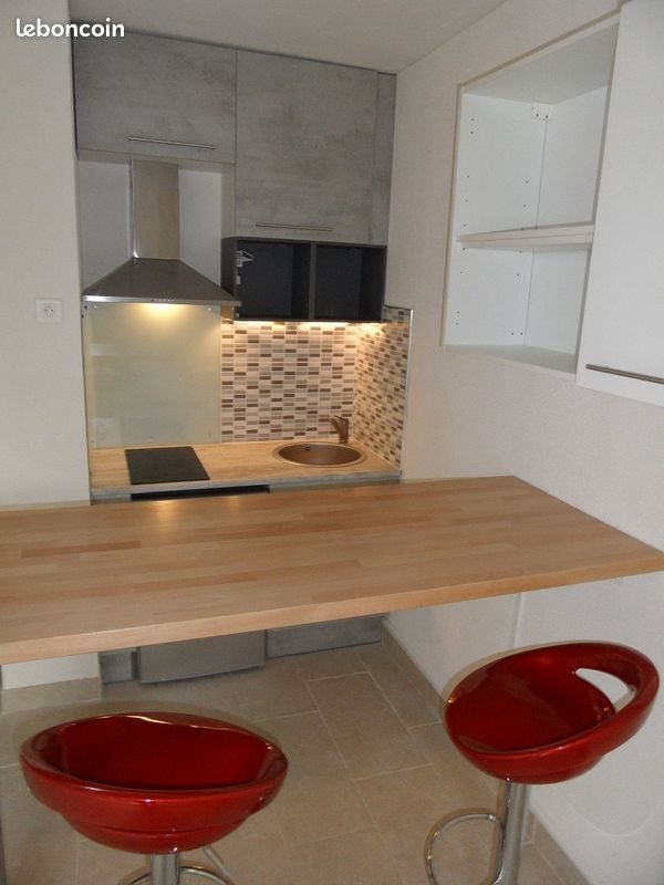 Appartement à louer, 18m², Puteaux