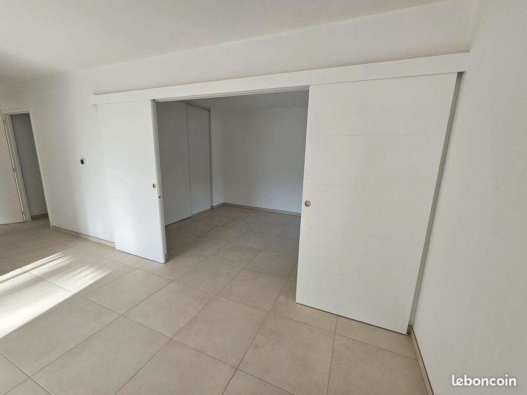 Appartement à louer, 80m², Saint-Étienne