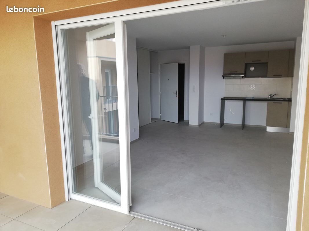Appartement à louer, 62m², Pollestres