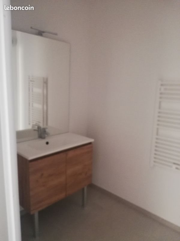 Appartement à louer, 62m², Pollestres
