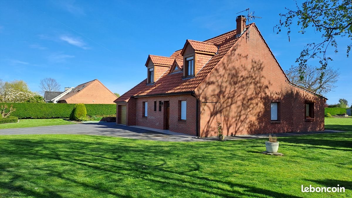 Maison à vendre, 157m², Lestrem