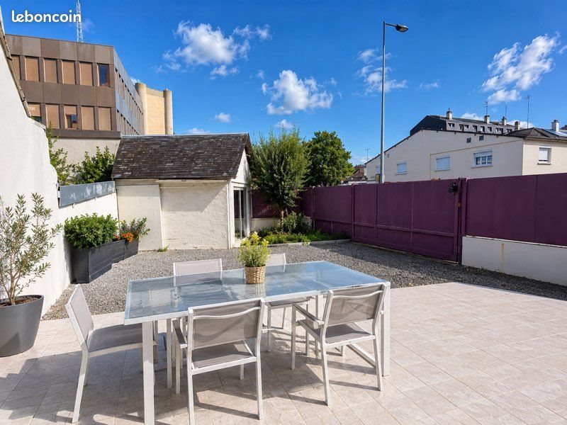 Appartement à louer, 117m², Bourges