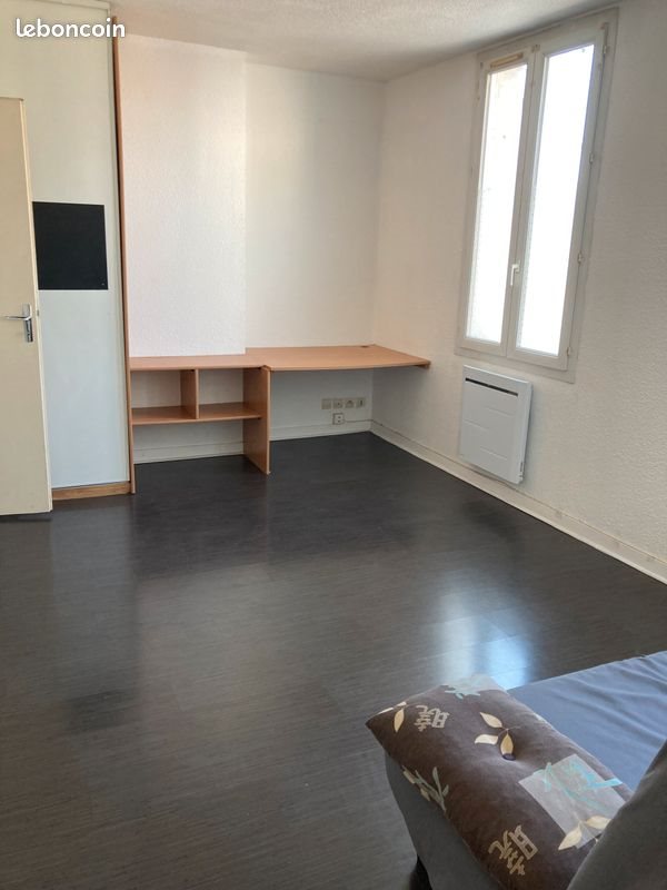 Appartement à louer, 25m², Niort