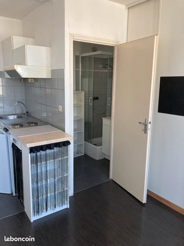 Appartement à louer, 25m², Niort
