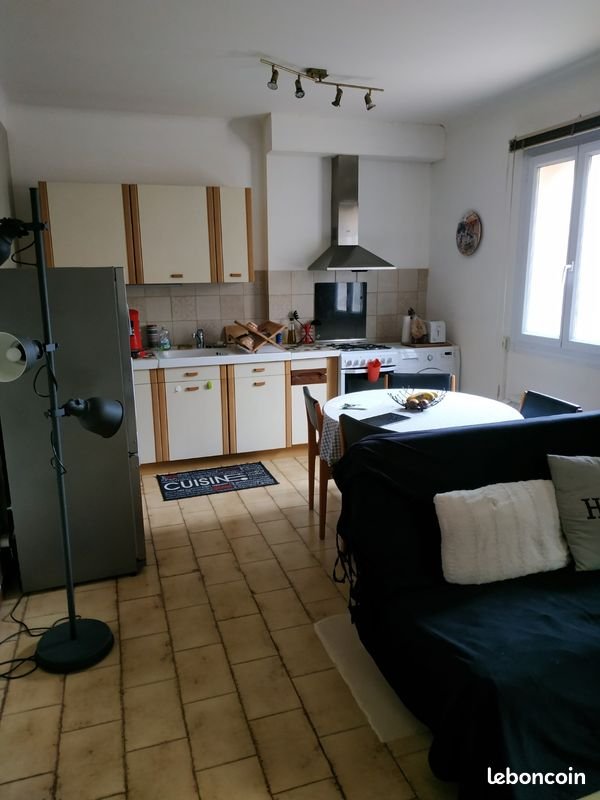 Appartement à louer, 44m², Meyreuil