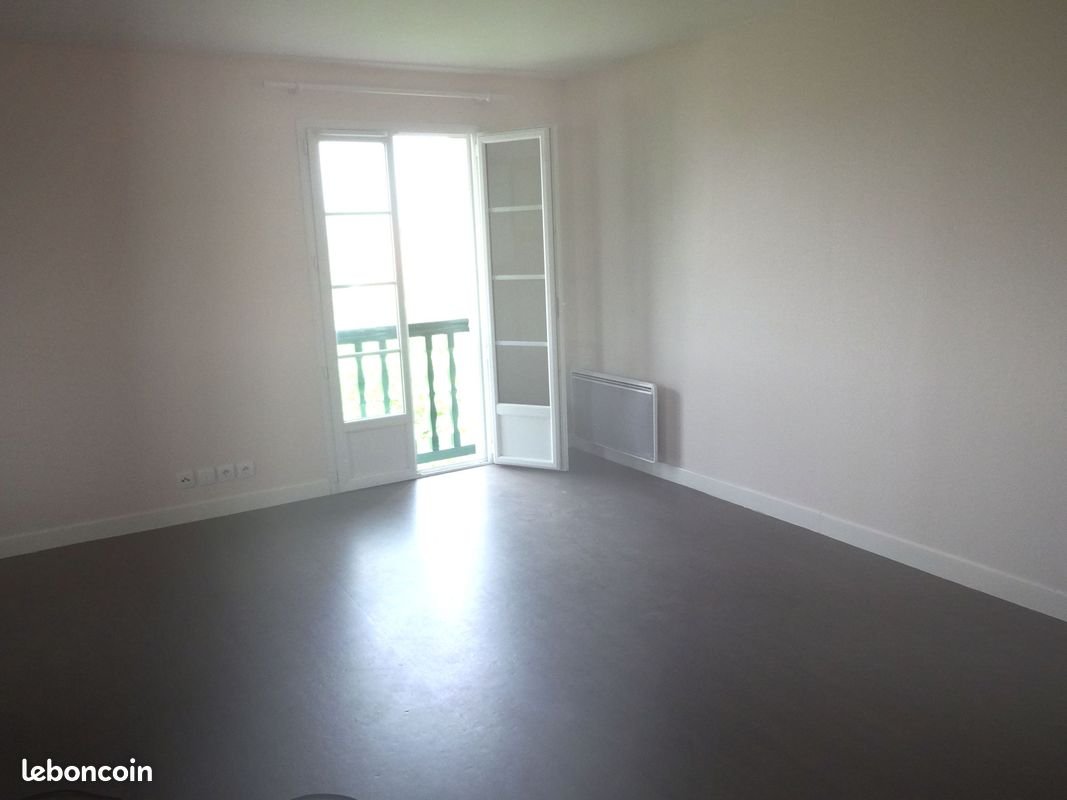 Appartement à louer, 42m², Souraïde
