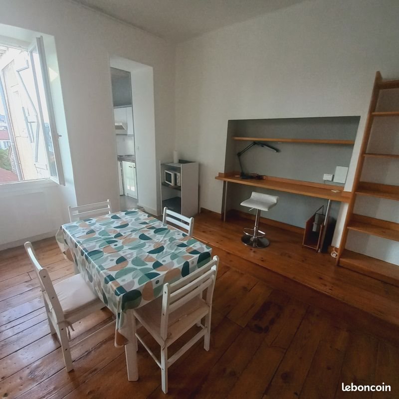 Appartement à louer, 35m², Pau