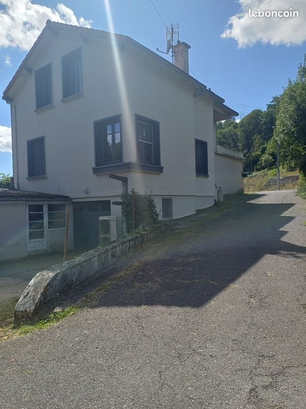 Maison à louer, 154m², Bort-les-Orgues