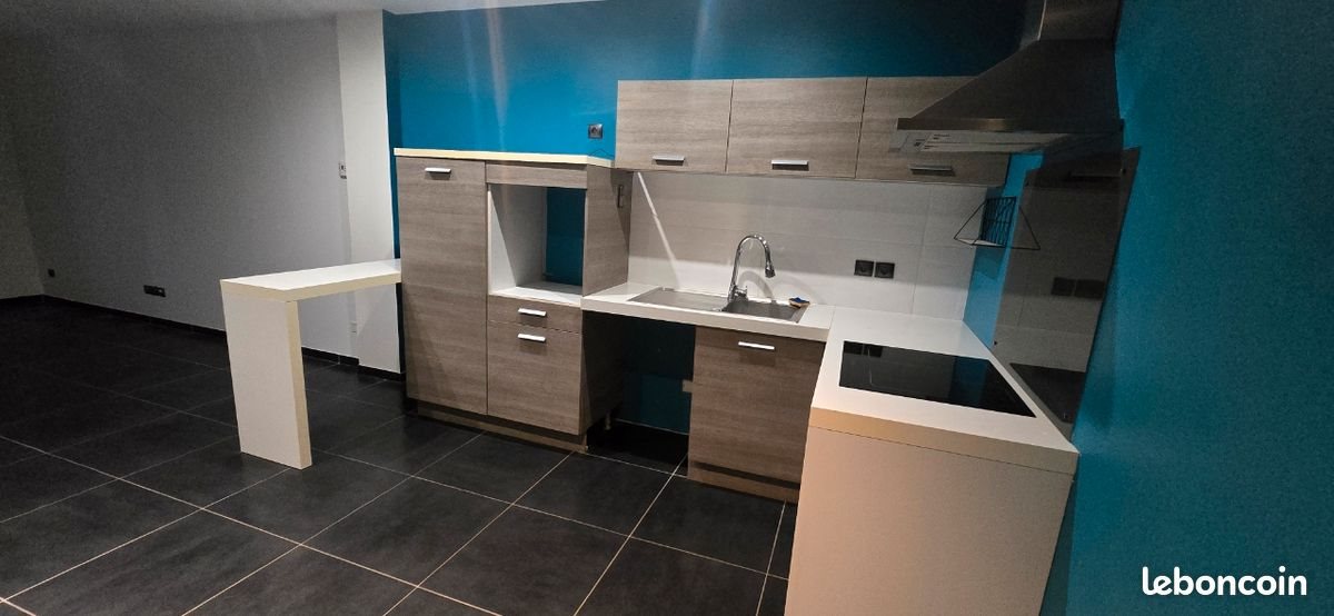 Appartement à louer, 84m², Buchères