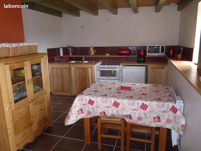 Maison à louer, 80m², Balsièges