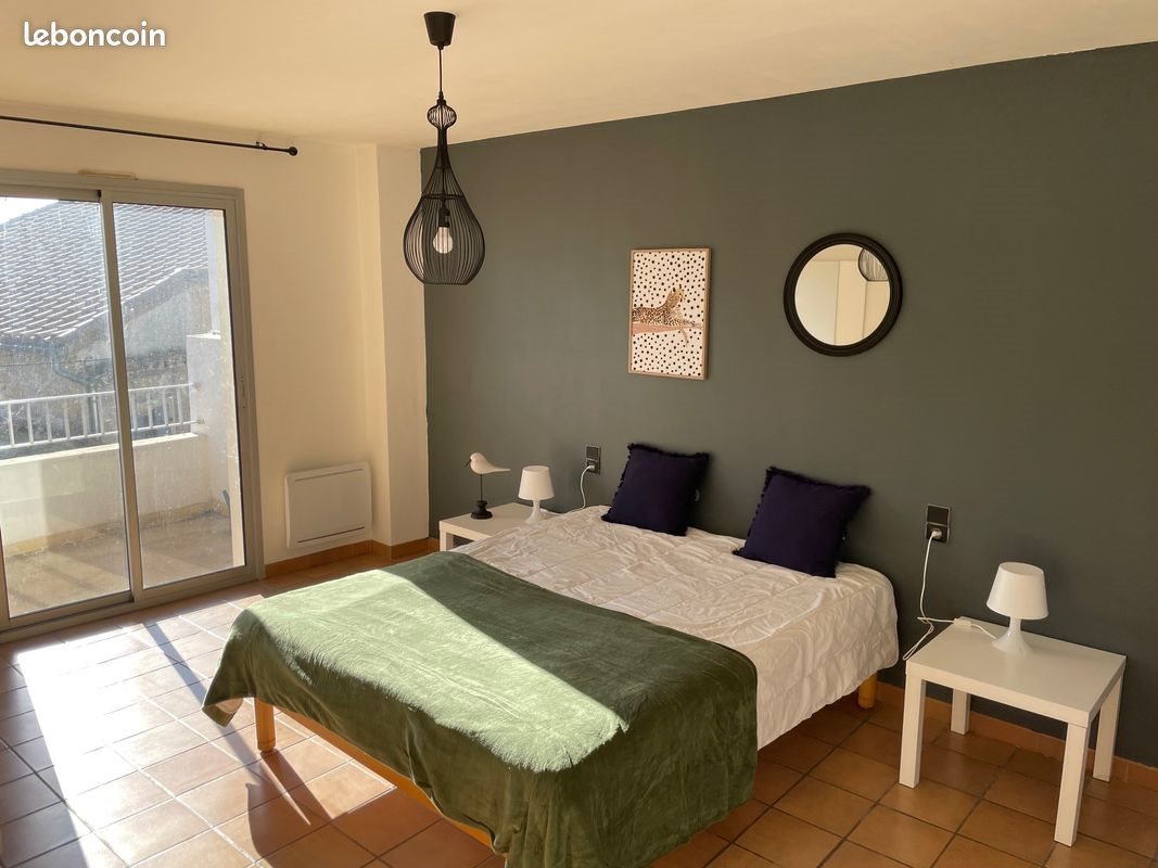 Maison à louer, 110m², Corneilhan
